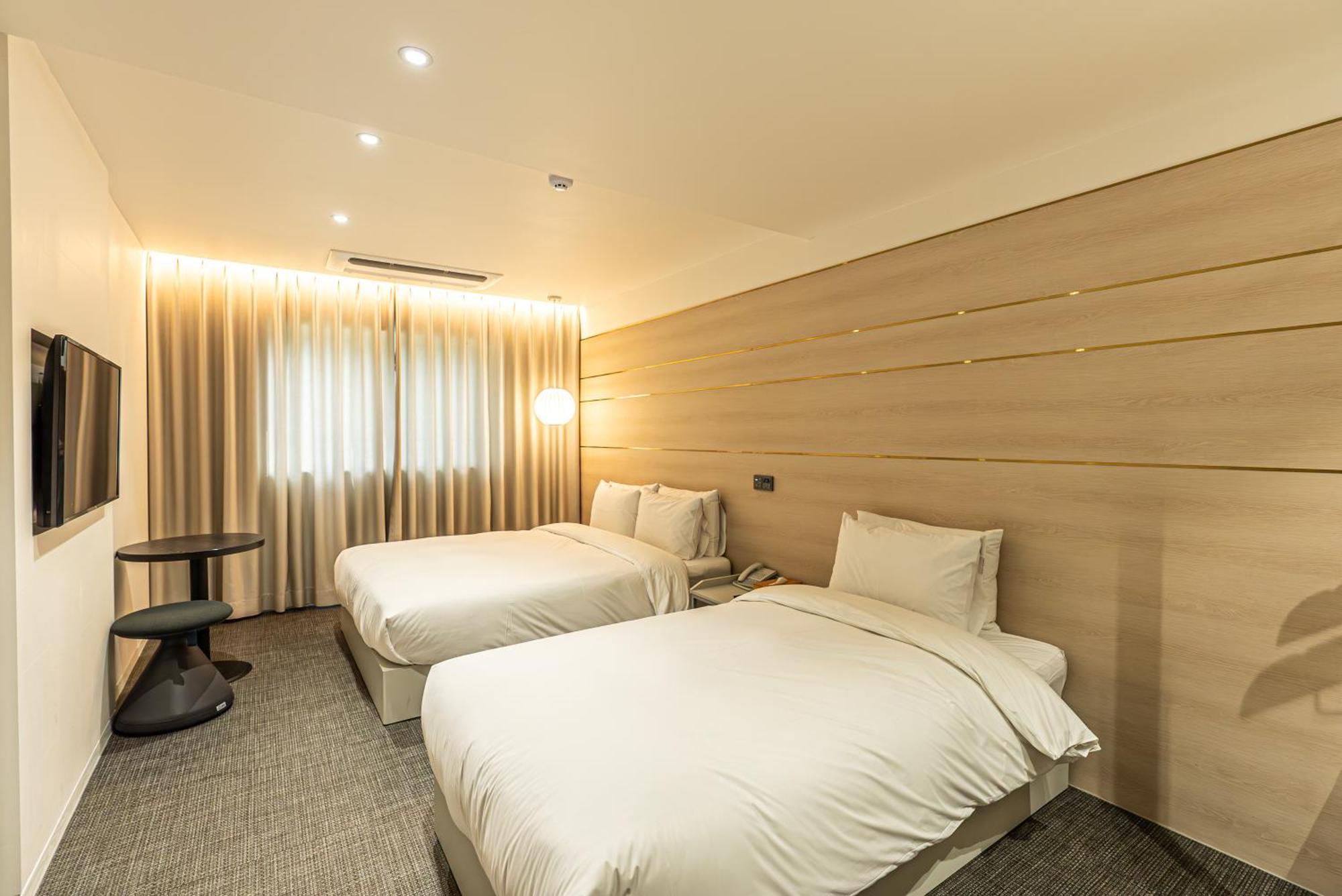Hotel The Grang Seogwipo Exterior photo